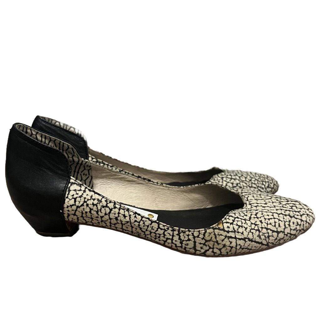 Matt Bernson Leather Kitten Heel Ballet Flats